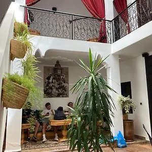 Bed & Breakfast Dar Karam